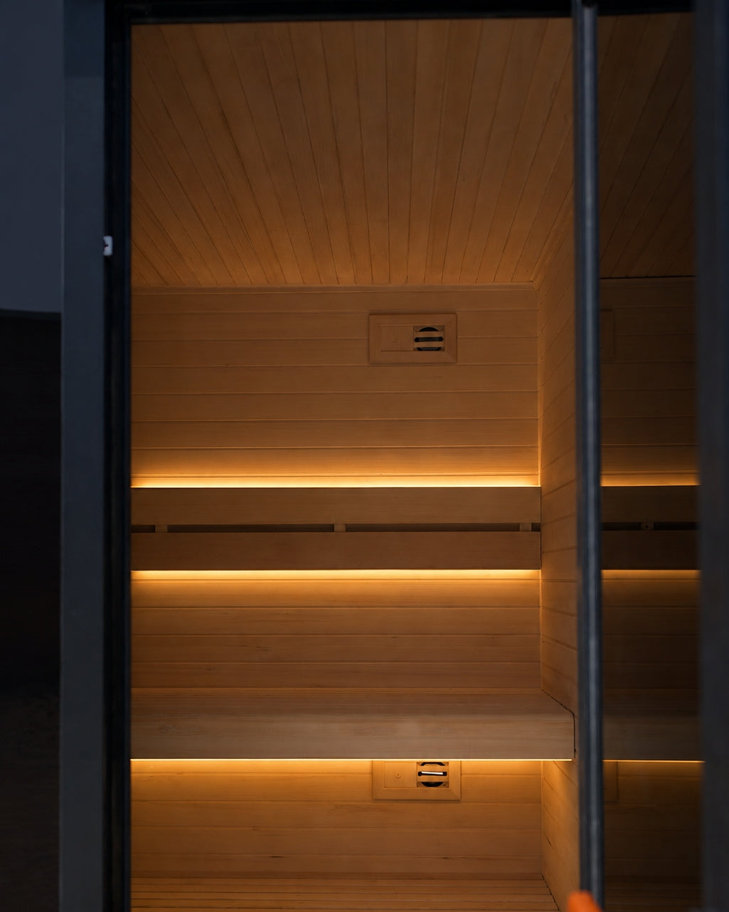 nordhuas flow 3 point ventilation in outdoor sauna 
