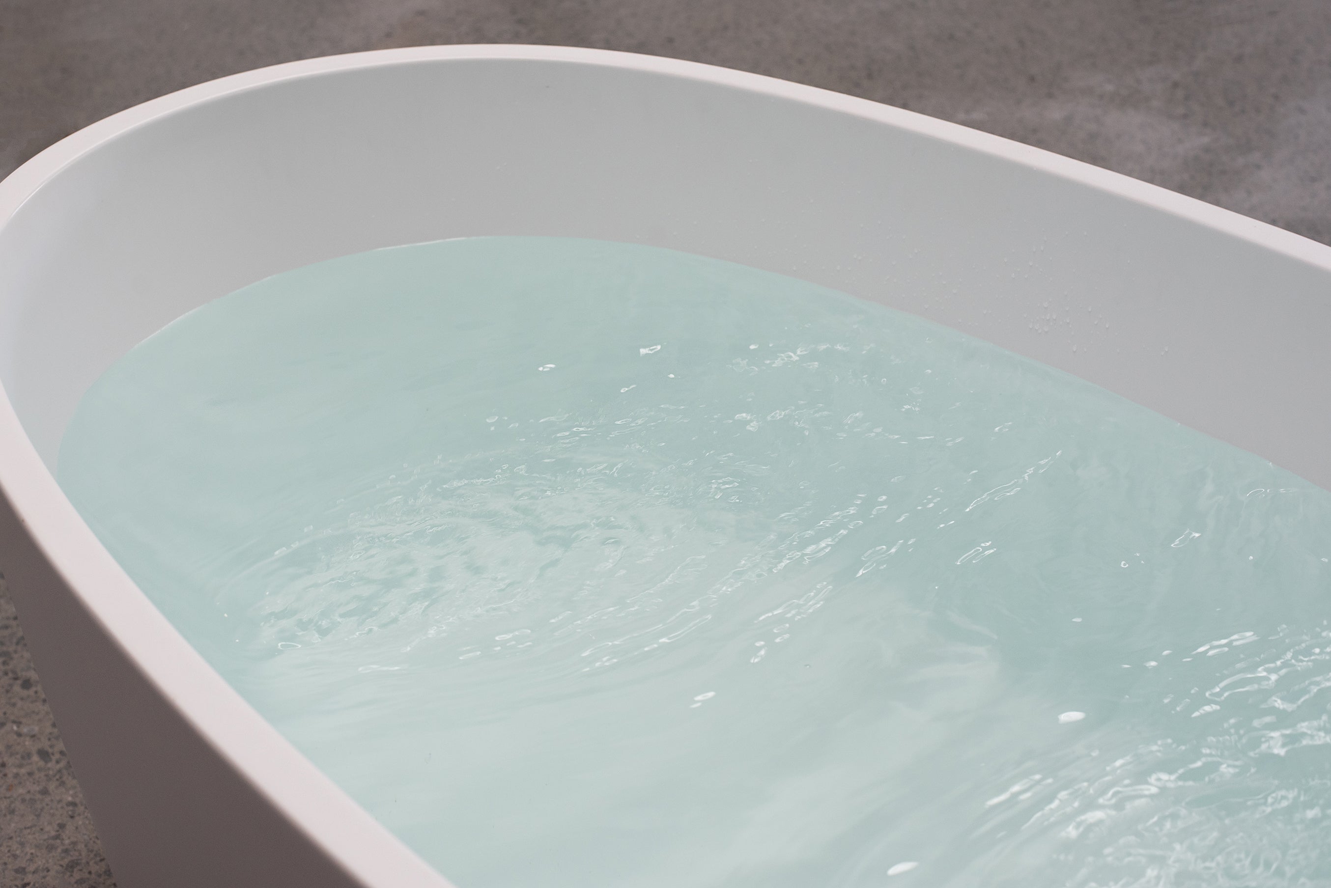 Byron Plunge - Matte White